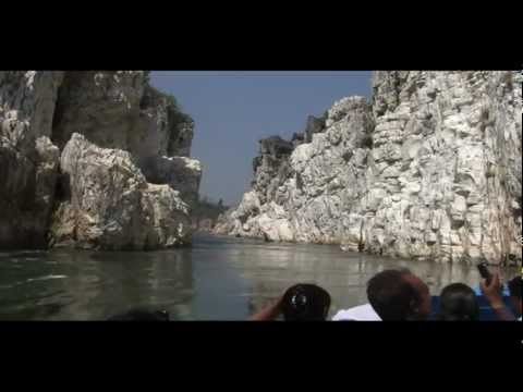 Wonder of Nature Bhedaghat Of Narmada River Tour by motor boat  with Guide 03.vob