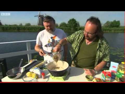 Lazybones Buns Dutch Hot Cross Buns - Hairy Bikers' Bakeation Low Countries 1