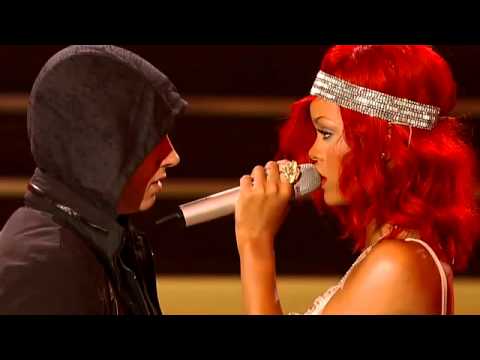 Rihanna - Love The Way You Lie ft. Eminem(Part 2) .flv