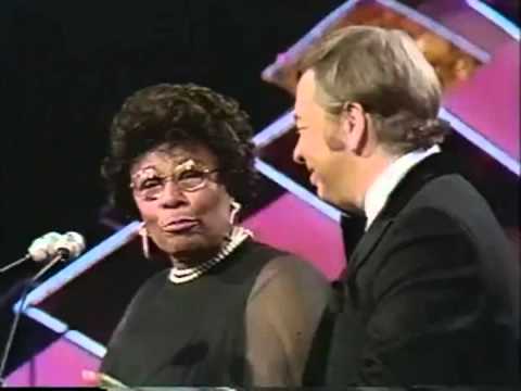 Ella Fitzgerald and Mel Torme performing scat 1976