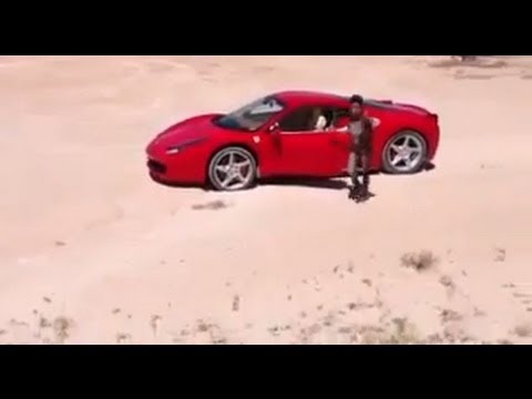 Libyan boy drifting with Ferrari 458 Italia - طفل ليبي يفحط بفيراري 458 ايطاليا