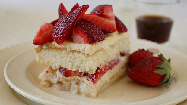 Strawberry tiramisu.