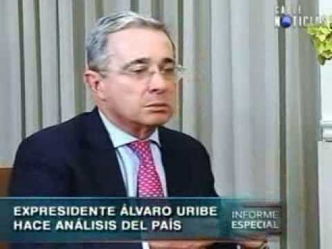 Álvaro Uribe Vélez habla sobre la destitución del alcalde Petro