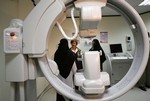  Mrs. Laura Bush tours the Abdullatif Cancer Screening Center Tuesday, Oct. 23, 2007, in Riyadh. Dr. Huda Abdulkareem, Head of the Hematology/Oncology Unit at King Khalid University Hospital, leads the tour.  ula1 