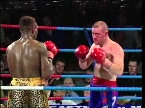 Chris Davies vs Peter Oboh