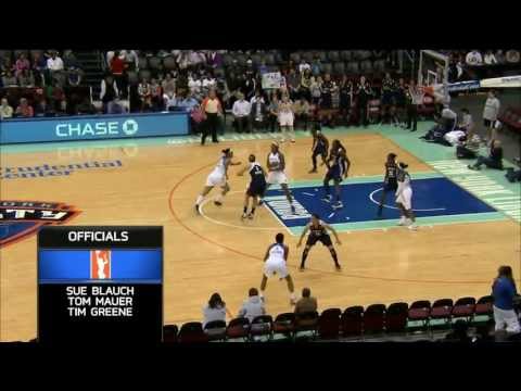 WNBA Action: Connecticut Sun vs New York Liberty