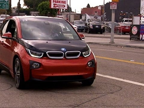 CNET On Cars - On the road with the BMW i3