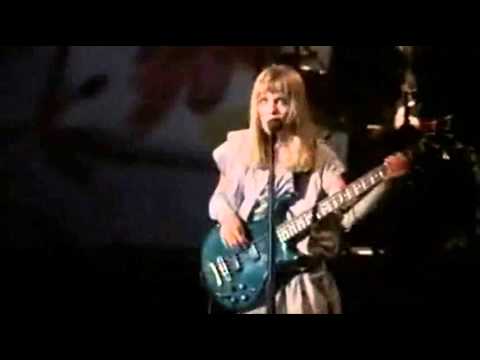 Tom Tom Club - Genius of love (Live: Stop Making Sense) [HQ]