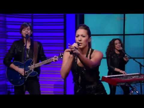 Colbie Caillat performs Hold On - Kelly & Michael Show 29/11/13