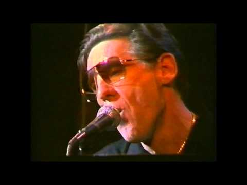 Jerry Lee Lewis - What i say. Live in London England 1983