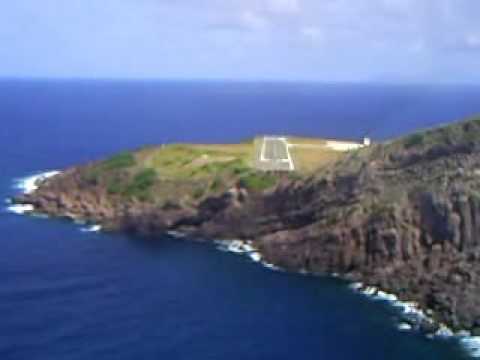 landing in Saba