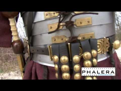 Roman legionary's clothing, armour and equipment