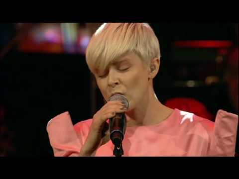 Robyn - Hyperballad (Live, Polar Music Prize 2010)