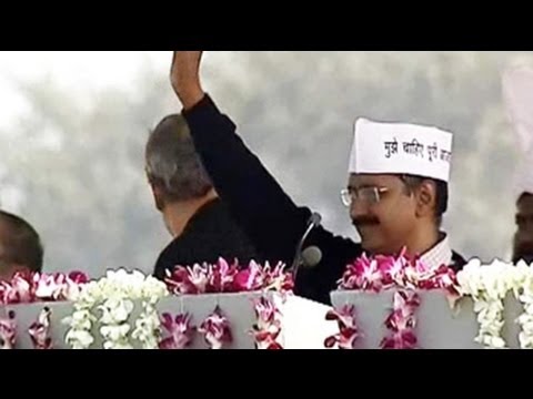 Arvind Kejriwal takes oath as Delhi Chief Minister, sea of supporters present