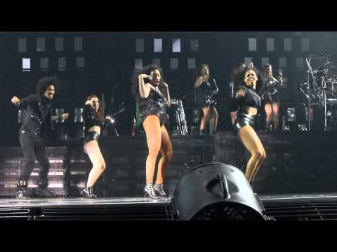 Beyonce -  Get Me Bodied & Baby Boy (Mrs. Carter Tour DC 7-30-13)