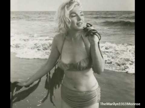 Marilyn Monroe - At Santa Monica Beach 1962 RARE ( George Barris )