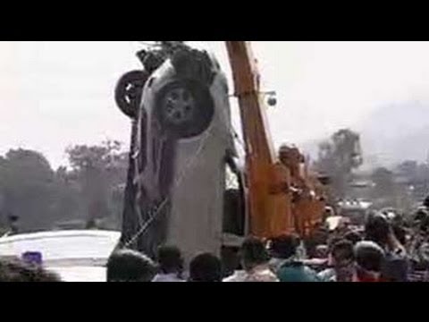 Car with three missing ad executives found in river near Pune