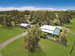 30 Tolson St, Shelford, Vic 3329