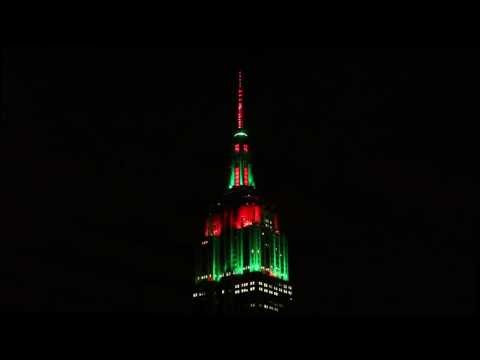 Empire State Building Christmas Light Show 12/21/13