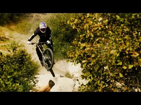 Aaron Gwin Blazes a Downhill MTB Trail in California