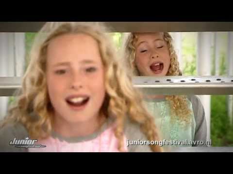 Mylene en Rosanne - Double me | Officiële Videoclip Junior Songfestival 2013