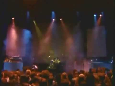 Hawkwind - assault and battery & the golden void ( live )