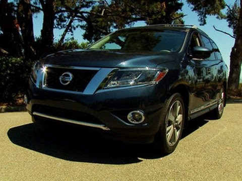 Car Tech - 2013 Nissan Pathfinder