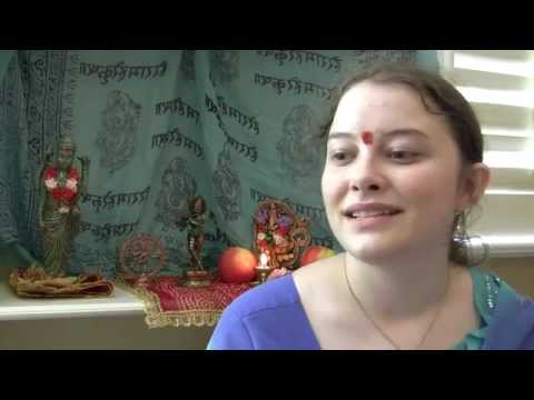 Basics of Hinduism by Gauri Maheshwari (Danielle Riordan)