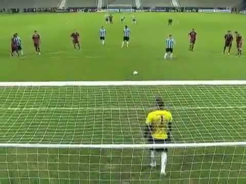 PRIMEIRO GOL DE kLEBER - GRÊMIO 2X0 CAXIAS - Campeonato Gaúcho 23/03/2013