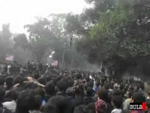 SHOUKAT RAZA SHOUKAT RECITING at FUNERAL OF ALLAMA NASIR ABBAS MULTAN