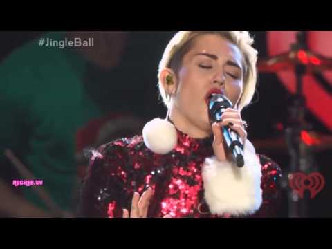 Miley Cyrus - Wrecking Ball - Jingle Ball Madison Square Garden (HD)