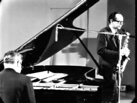 Dave Brubeck - Take the A Train (Live in 1966)