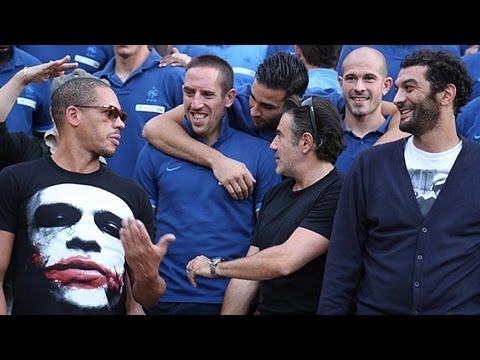 LES SEIGNEURS - Stage à Clairefontaine avec l'equipe de France par Allocine