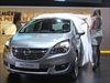 Two women unveil the Opel Meriva