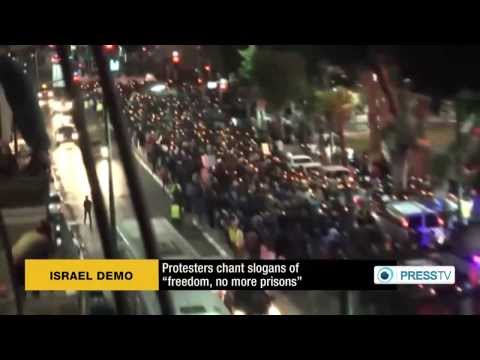 Thousands of asylum seekers protest in Tel Aviv against crackdown