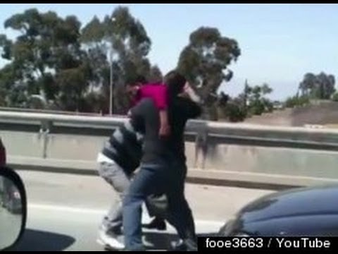 Road Rage Fight In LA (GRAPHIC Video)