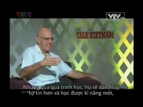 Talk Vietnam - Neal Bermas - Người hùng của trẻ em đường phố Hội An