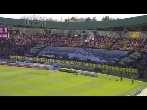 FC Nantes - AJ Auxerre, Samedi 20 avril 2013 : la tribune Loire fête les 70 ans du FCN.