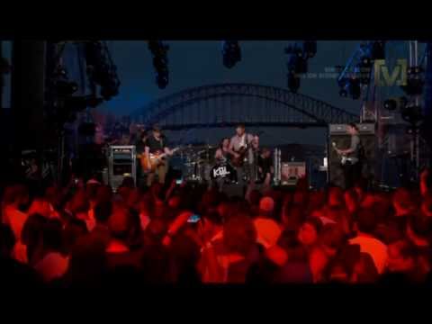 Kings Of Leon - Full Set [Live Sydney Harbour 19 November 2013]