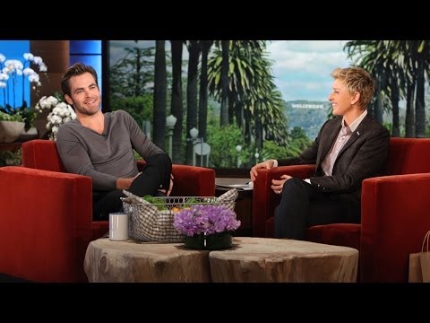 Chris Pine's Finger Injury