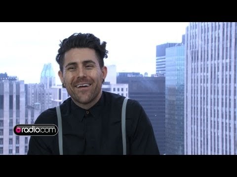 Davey Havok Talks About AFI's New Album 'Burials'