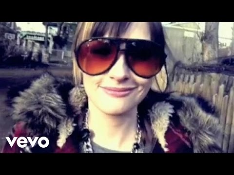 Kacey Musgraves - Merry Go 'Round