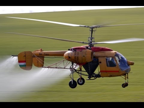 Kamov Ka-26 (HA-MNO) spraying flight near Szomor