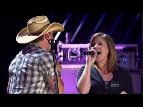 Jason Aldean - Don't You Wanna Stay feat. Kelly Clarkson (Live CMA Fest 2011)