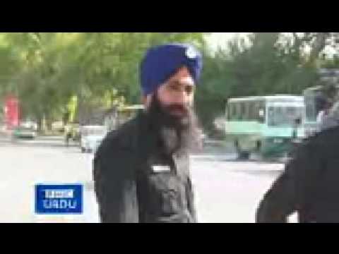 SIKH OF PAKISTAN is loved by pakistani people.This video shows proof of it.