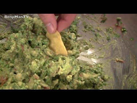 Best Guacamole (Healthy Snack & Easy Recipe)- BenjiManTV