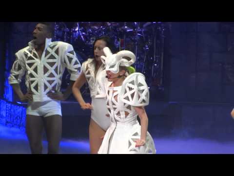 Lady Gaga Bad Romance Live Montreal 2013 HD 1080P