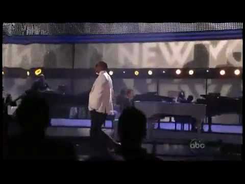 Jay Z & Alicia Keys - Empire State of Mind - Live Amercian Music Awards 2009