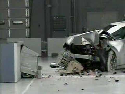 Crash Test 2005 - 2010 Chrysler 300 / 2006 - 2010  Dodge Charger (Fronta Offset Test) IIHS