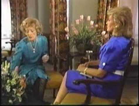 Bette Davis Interview by Barbara Walters Pt1